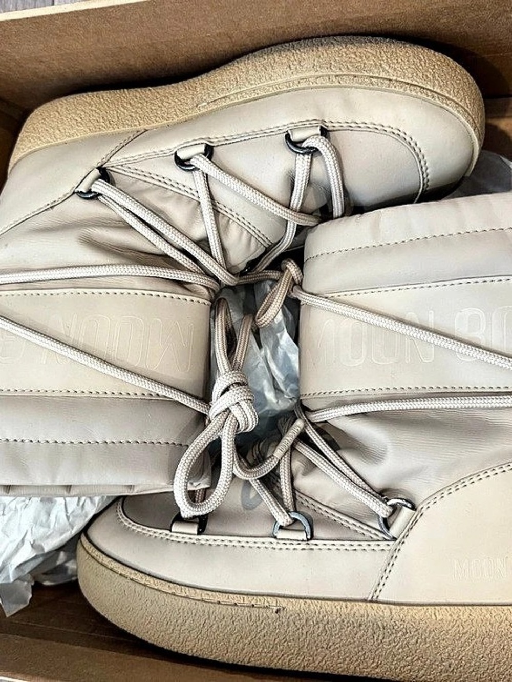 Moon Boot MB Track Tube Rubber Beige EU 36 Like New